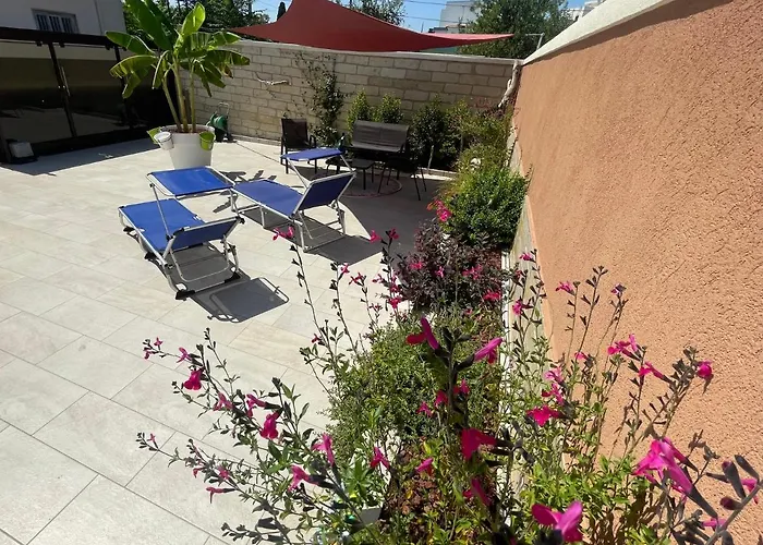 Couette-café Caramel House &