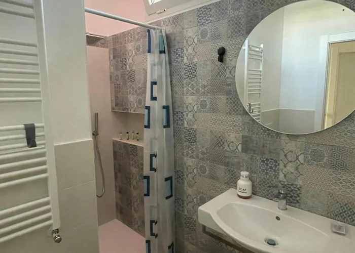 Caramel House & Couette-café 4*