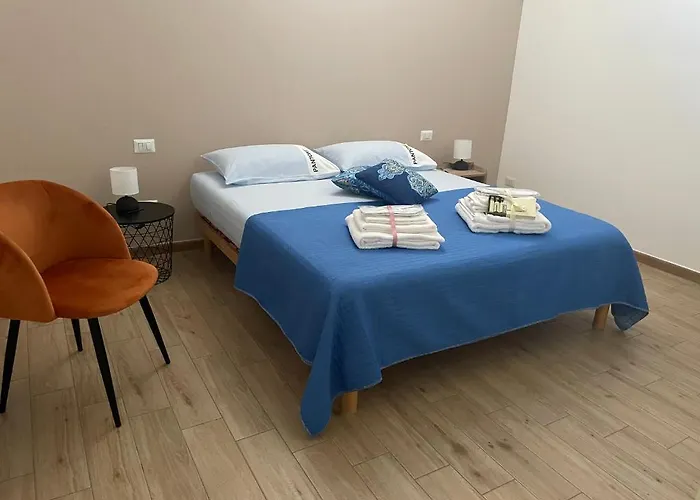 Caramel House & 4* Bari