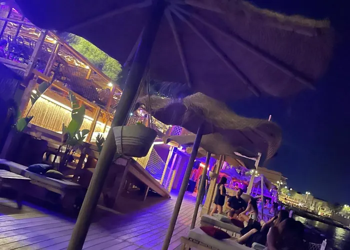 Caramel House & 4* Bari